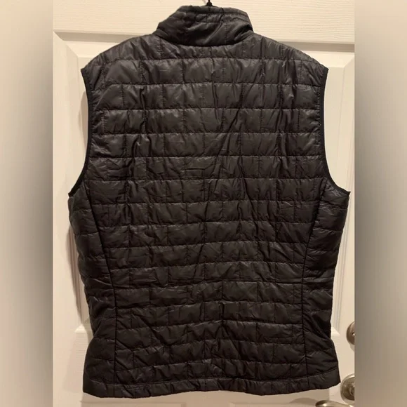 Patagonia Black Quilted Vest - Picture 4 of 7